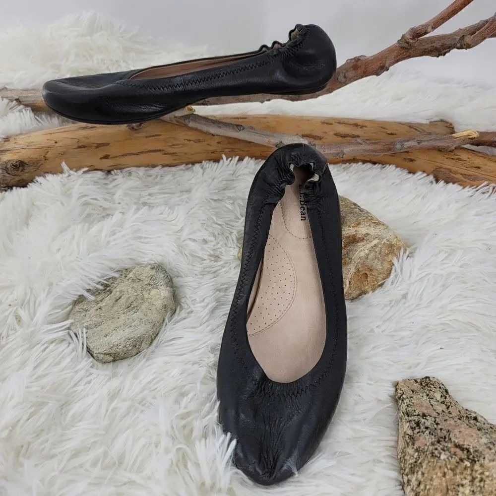LL Bean black leather flats